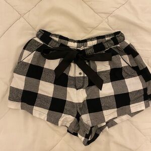 Abercrombie & Fitch High Waist Plaid Shorts - Black and White